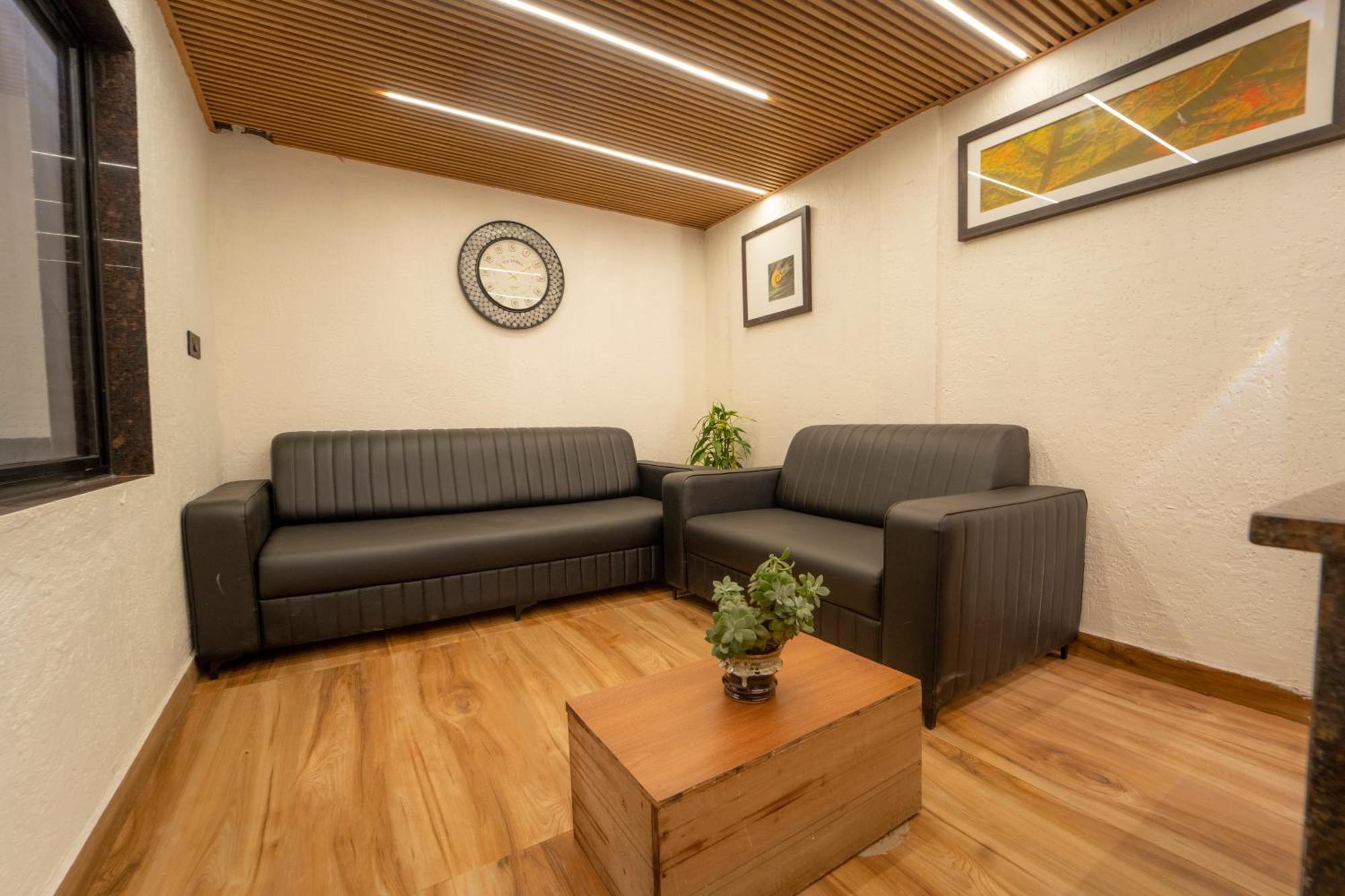 Treebo Iceberg Otel Mahābaleshwar Dış mekan fotoğraf